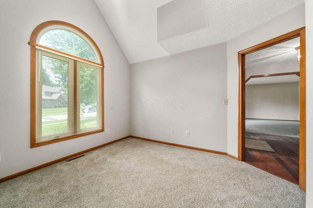 13042 Heatherstone Circle, Pickerington, OH 43147