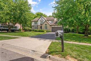 13042 Heatherstone Circle, Pickerington, OH 43147