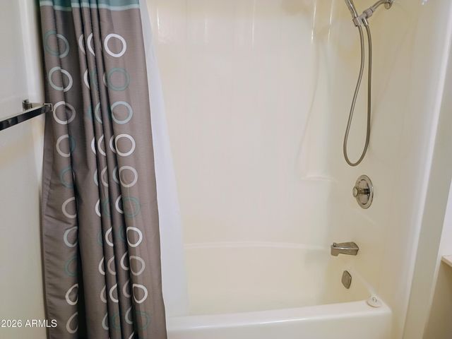 10706 W HUTTON Drive, Sun City, AZ 85351