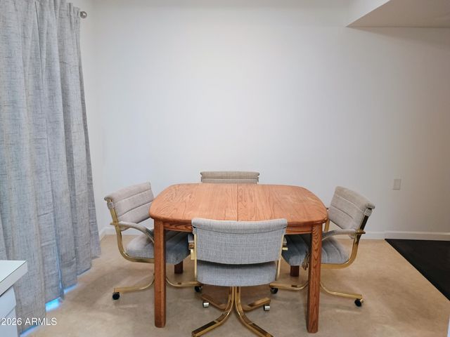 10706 W HUTTON Drive, Sun City, AZ 85351