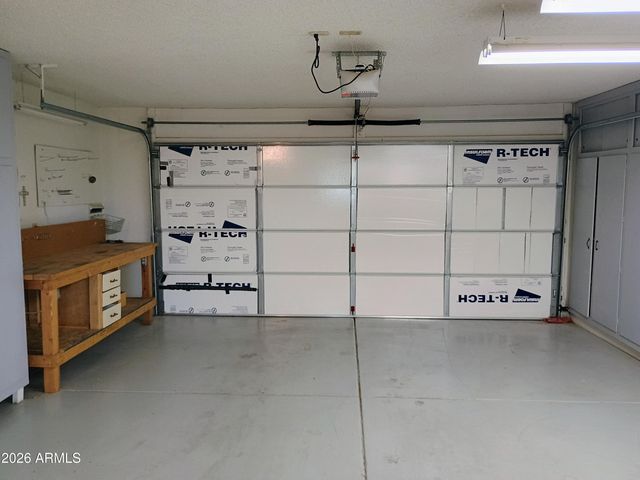 10706 W HUTTON Drive, Sun City, AZ 85351