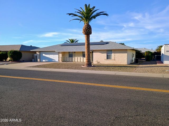 10706 W HUTTON Drive, Sun City, AZ 85351