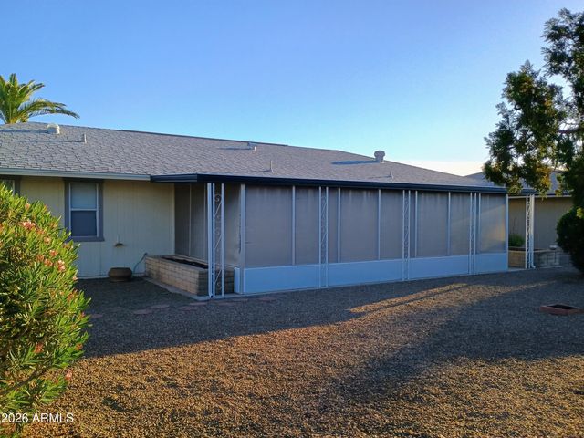 10706 W HUTTON Drive, Sun City, AZ 85351