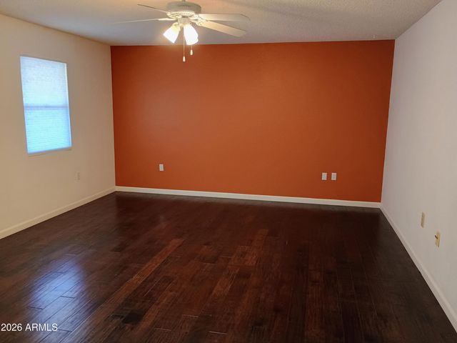 10706 W HUTTON Drive, Sun City, AZ 85351