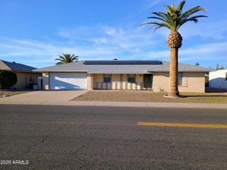 10706 W HUTTON Drive, Sun City, AZ 85351