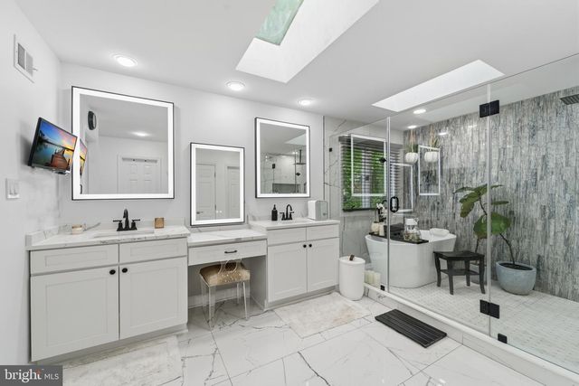 7001 KODIAK CT, Manassas, VA 20111