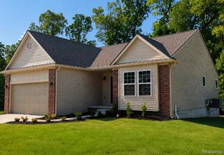 11453 Hidden Oaks Drive, Vienna Charter Township, MI 48420