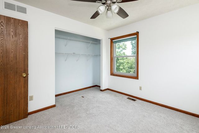 2620 Grovenburg Road, Lansing, MI 48911