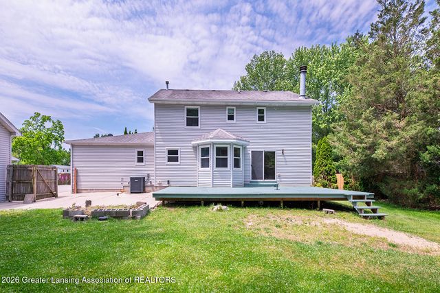 2620 Grovenburg Road, Lansing, MI 48911