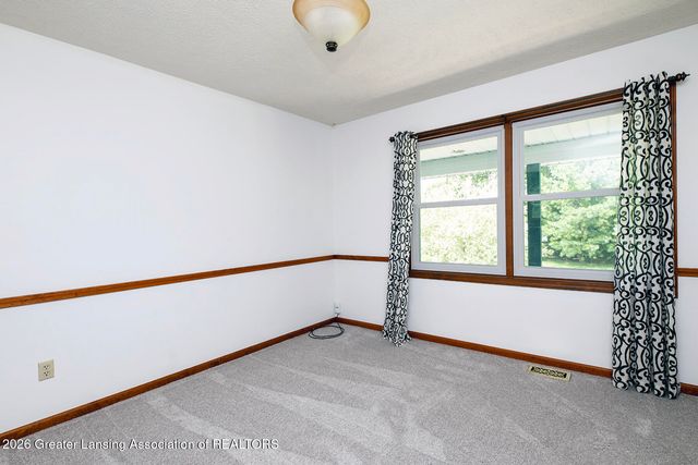 2620 Grovenburg Road, Lansing, MI 48911