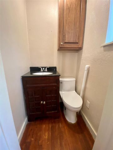 611 Bolster Street, Baytown, TX 77520