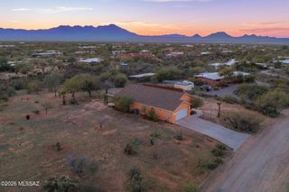 15841 W Aubrey Avenue, Tucson, AZ 85736