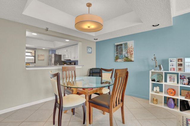 7020 Half Moon Circle 502, Hypoluxo, FL 33462