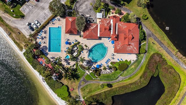 7020 Half Moon Circle 502, Hypoluxo, FL 33462