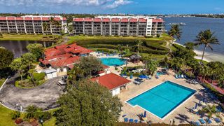 7020 Half Moon Circle 502, Hypoluxo, FL 33462