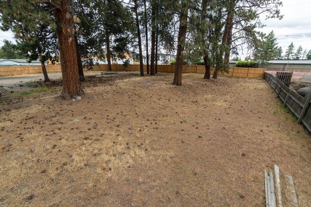 61984 Pettigrew Road, Bend, OR 97702