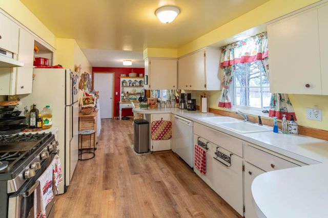 61984 Pettigrew Road, Bend, OR 97702