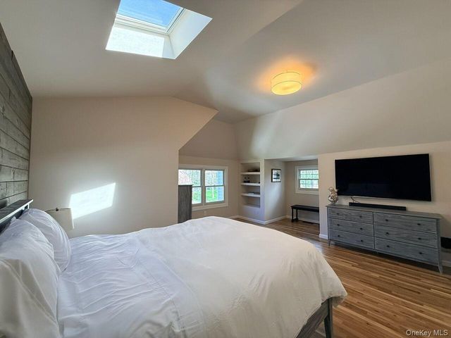 58 Ocean Avenue, Hampton Bays, NY 11946