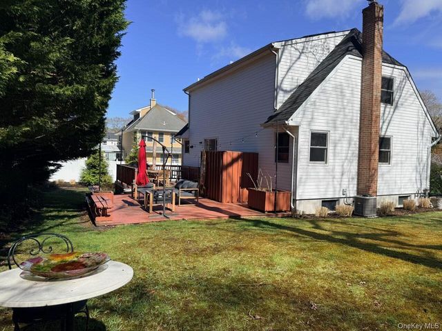 58 Ocean Avenue, Hampton Bays, NY 11946