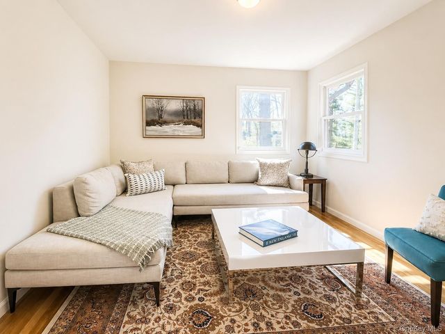 58 Ocean Avenue, Hampton Bays, NY 11946