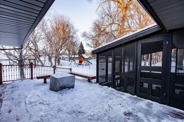 228 1st Street S, Sabin, MN 56580