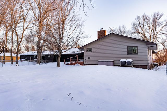 228 1st Street S, Sabin, MN 56580