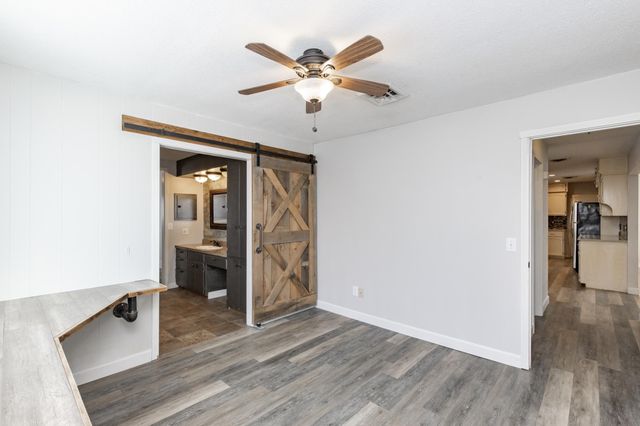 228 1st Street S, Sabin, MN 56580