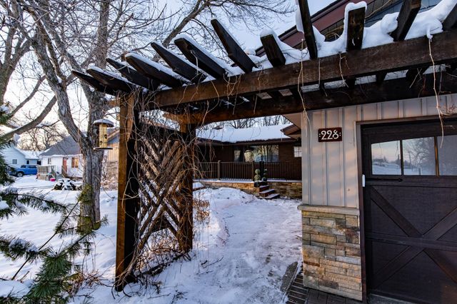 228 1st Street S, Sabin, MN 56580