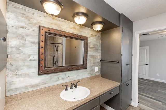 228 1st Street S, Sabin, MN 56580