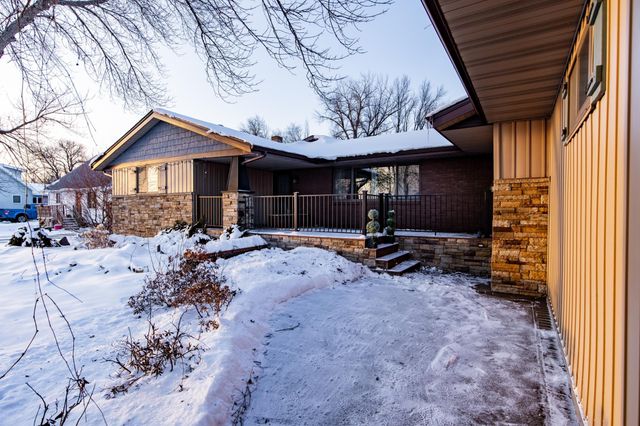 228 1st Street S, Sabin, MN 56580