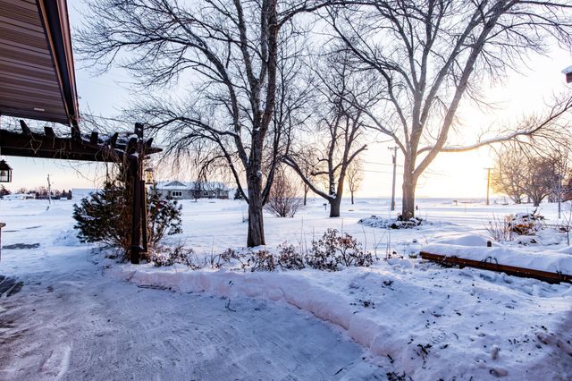 228 1st Street S, Sabin, MN 56580