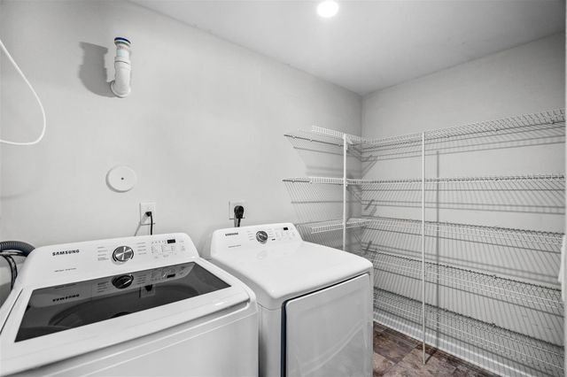 5880 W Sample Road 307, Coral Springs, FL 33067