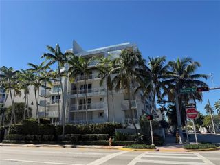 7832 Collins Ave 207, Miami Beach, FL 33141