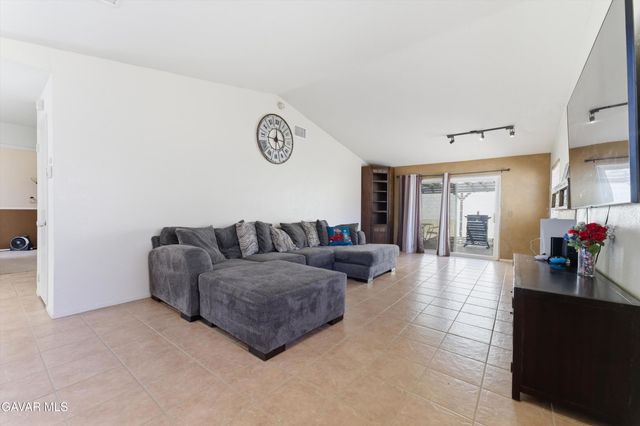 3417 Citrine Lane, Rosamond, CA 93560