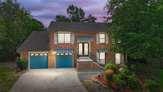 13 Whistlers Court, The Woodlands, TX 77380