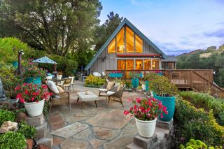 412 Corral De Tierra Road, Salinas, CA 93908