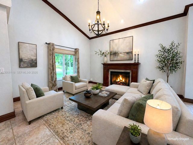 480 W Mount Vernon Dr, Plantation, FL 33325