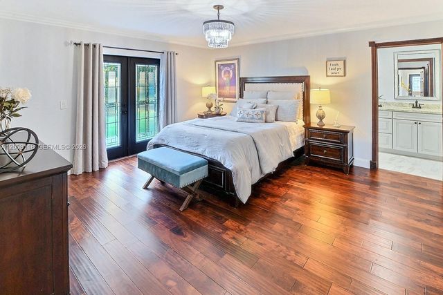 480 W Mount Vernon Dr, Plantation, FL 33325