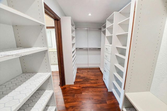 480 W Mount Vernon Dr, Plantation, FL 33325