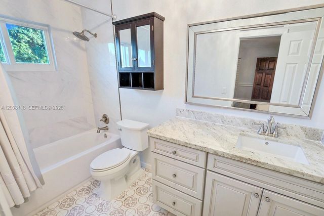 480 W Mount Vernon Dr, Plantation, FL 33325