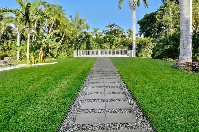 480 W Mount Vernon Dr, Plantation, FL 33325