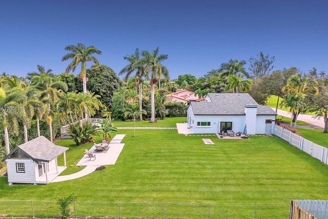 480 W Mount Vernon Dr, Plantation, FL 33325