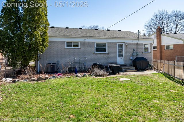 8341 Shari Drive, Westland, MI 48185