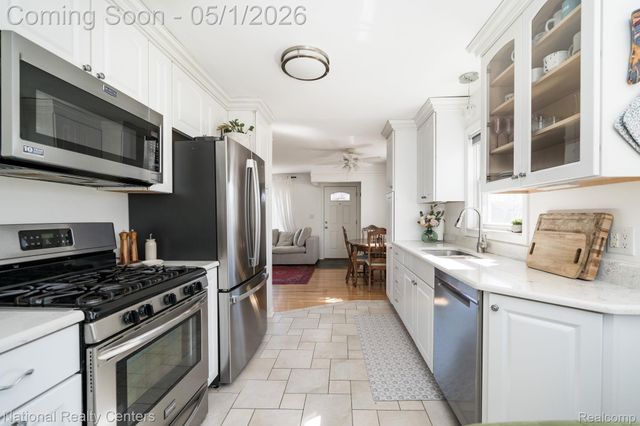 8341 Shari Drive, Westland, MI 48185