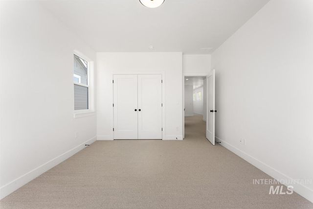 13320 N Spring Creek Way, Boise, ID 83714
