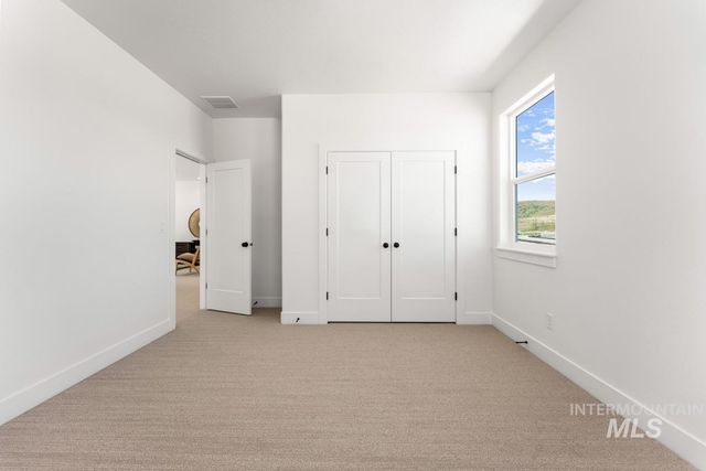 13320 N Spring Creek Way, Boise, ID 83714