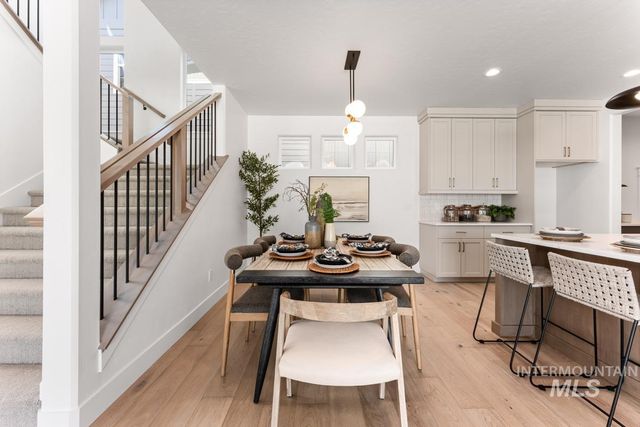 13320 N Spring Creek Way, Boise, ID 83714