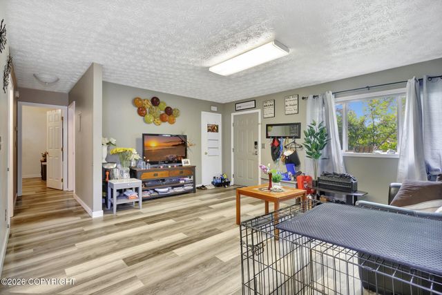 611 W 88th Avenue, Anchorage, AK 99515
