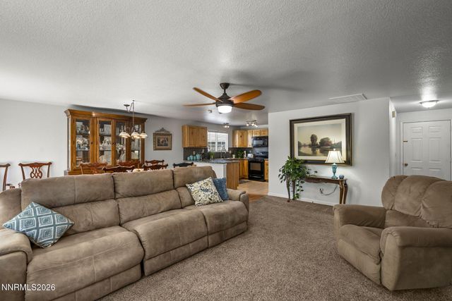 610 Victoria Court, Gardnerville, NV 89460