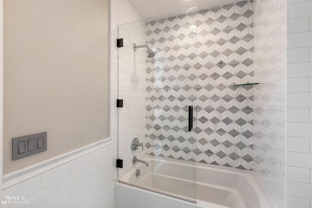 804 N Main Street 3B, Rochester, MI 48307